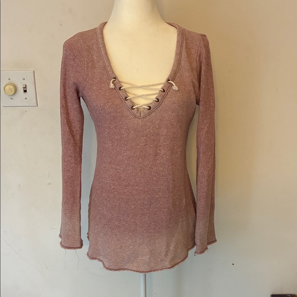 Lace-Up Long Sleeve Women's Top in Mauve Pink